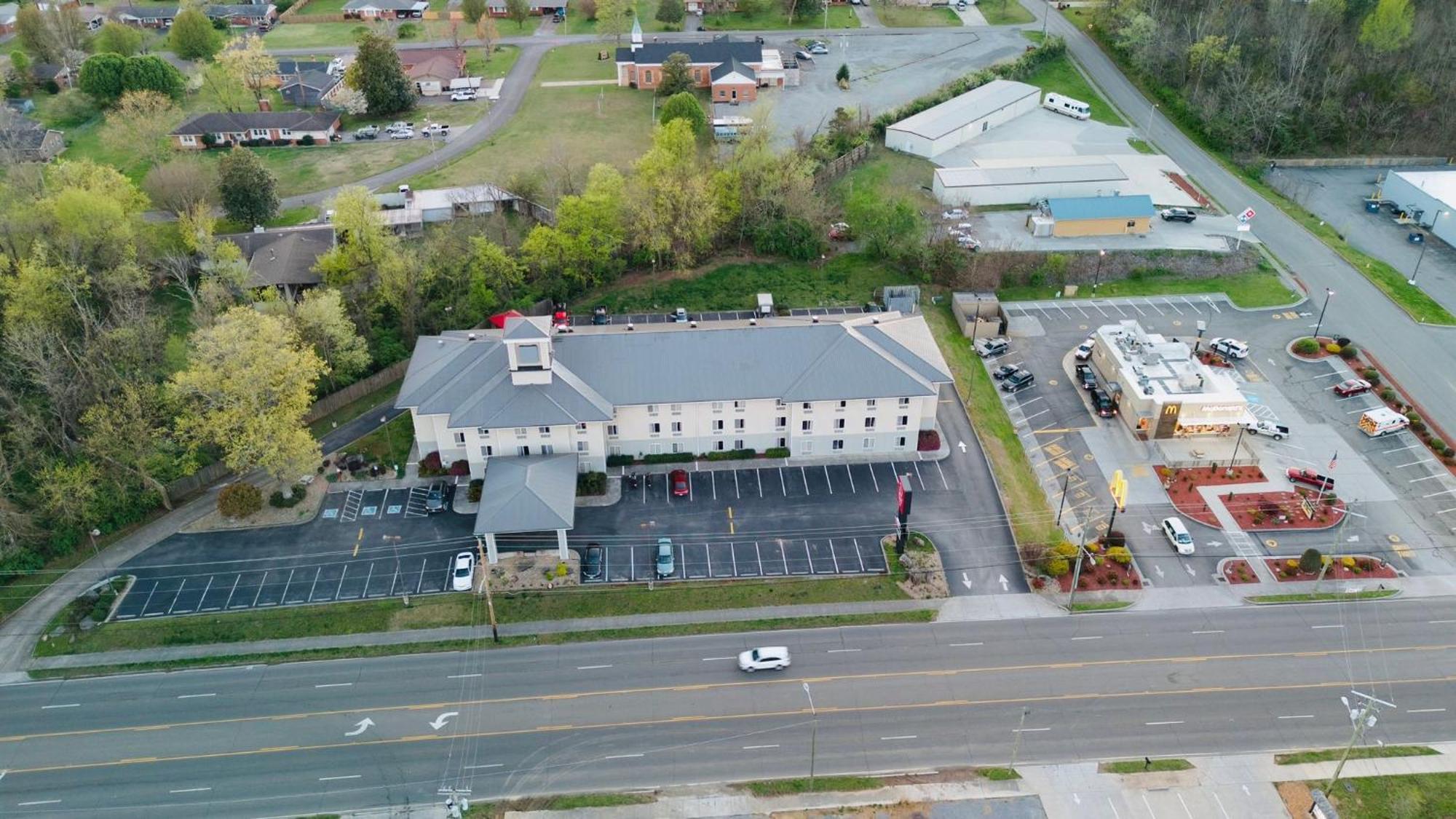 Red Roof Inn Etowah - Athens, Tn Dış mekan fotoğraf